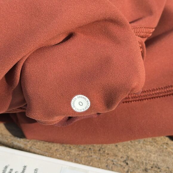 Lululemon Invigorate High-Rise Tight 25" Dark Terracotta size 0‎ NWT - Picture 6 of 6